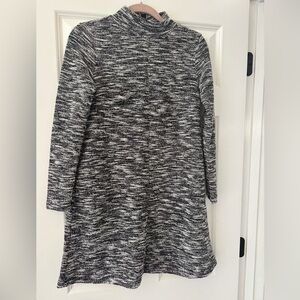 GAP XS Petite A-line, high- neck B/W Knit Dress w/pockets. NWT